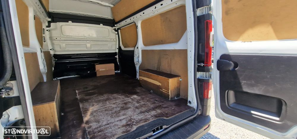 Renault Trafic - 8