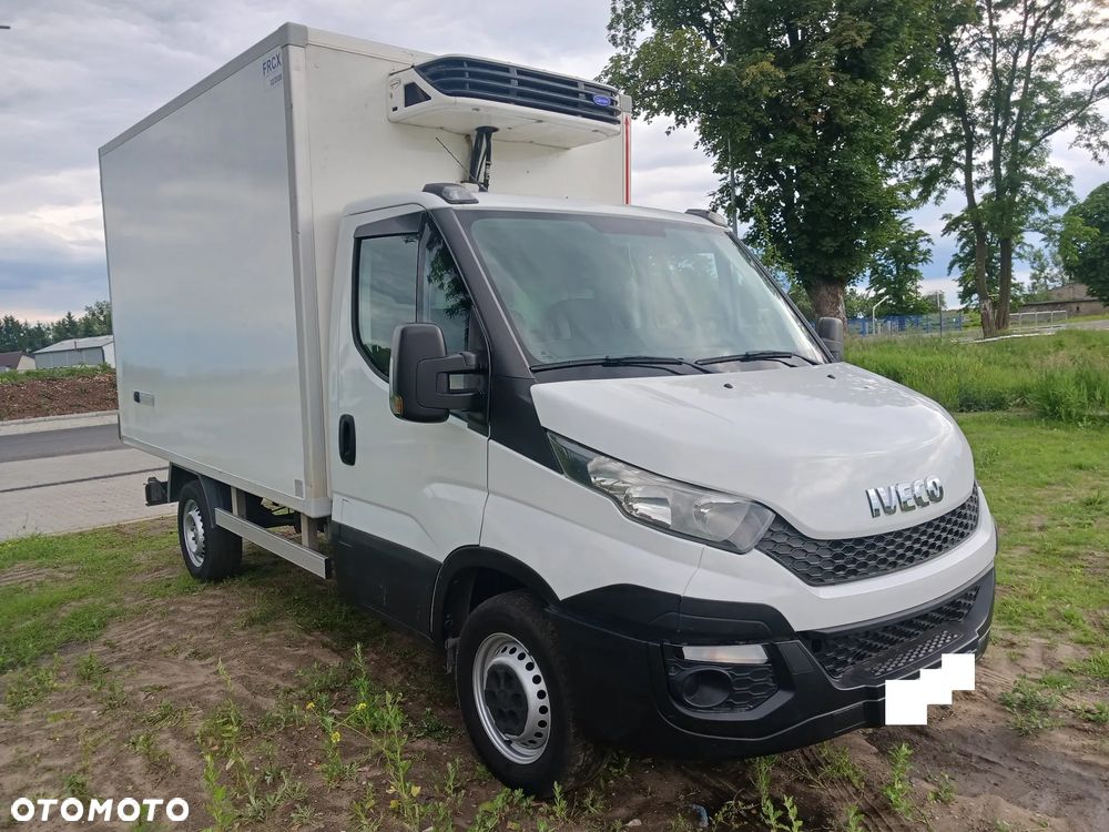 Iveco Daily 35S11 E5 Izoterma 2016r Chłodnia 289 tyś km Mroźnia Agregat zasilanie zew 230V - 12