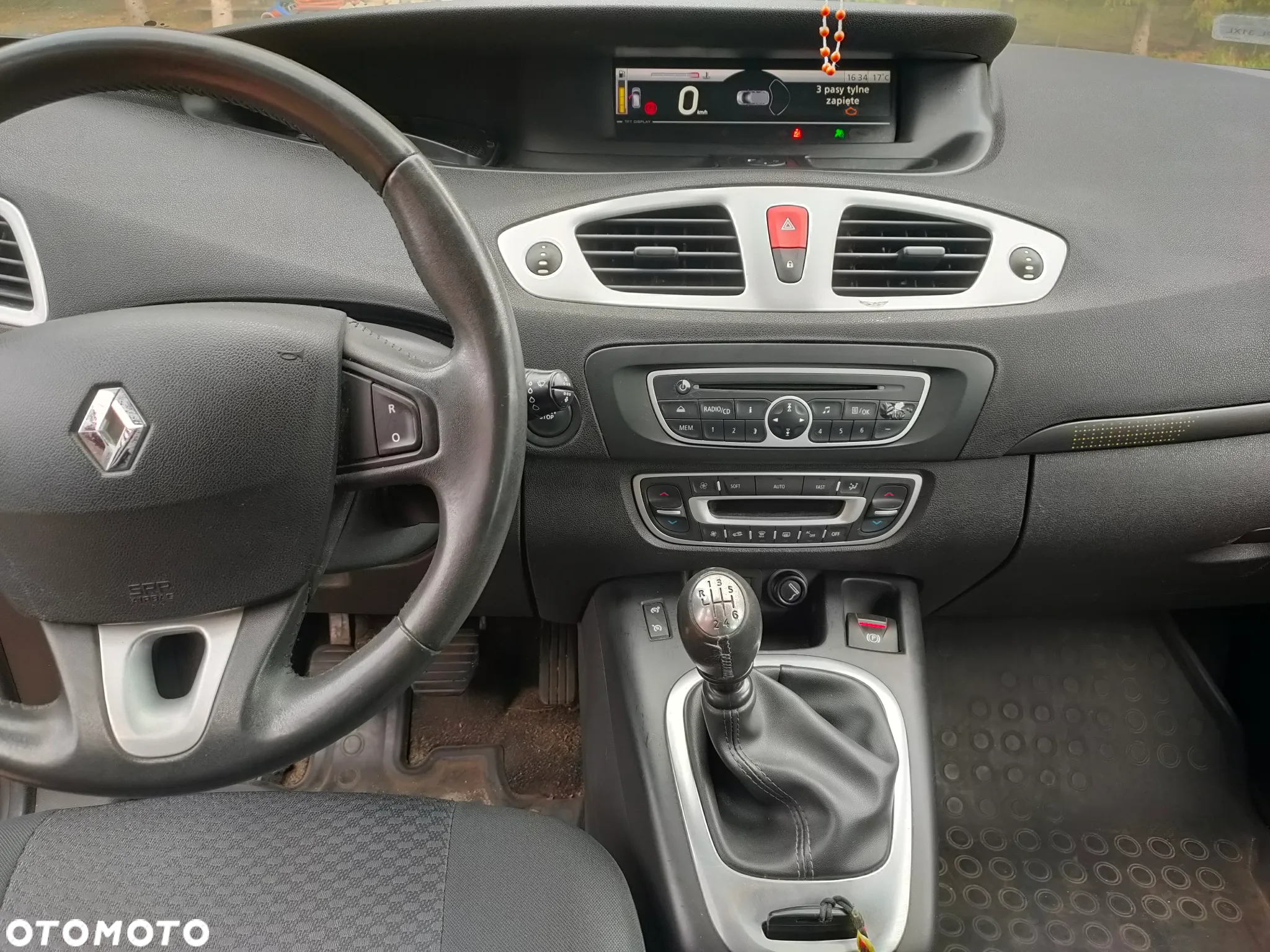 Renault Scenic - 6