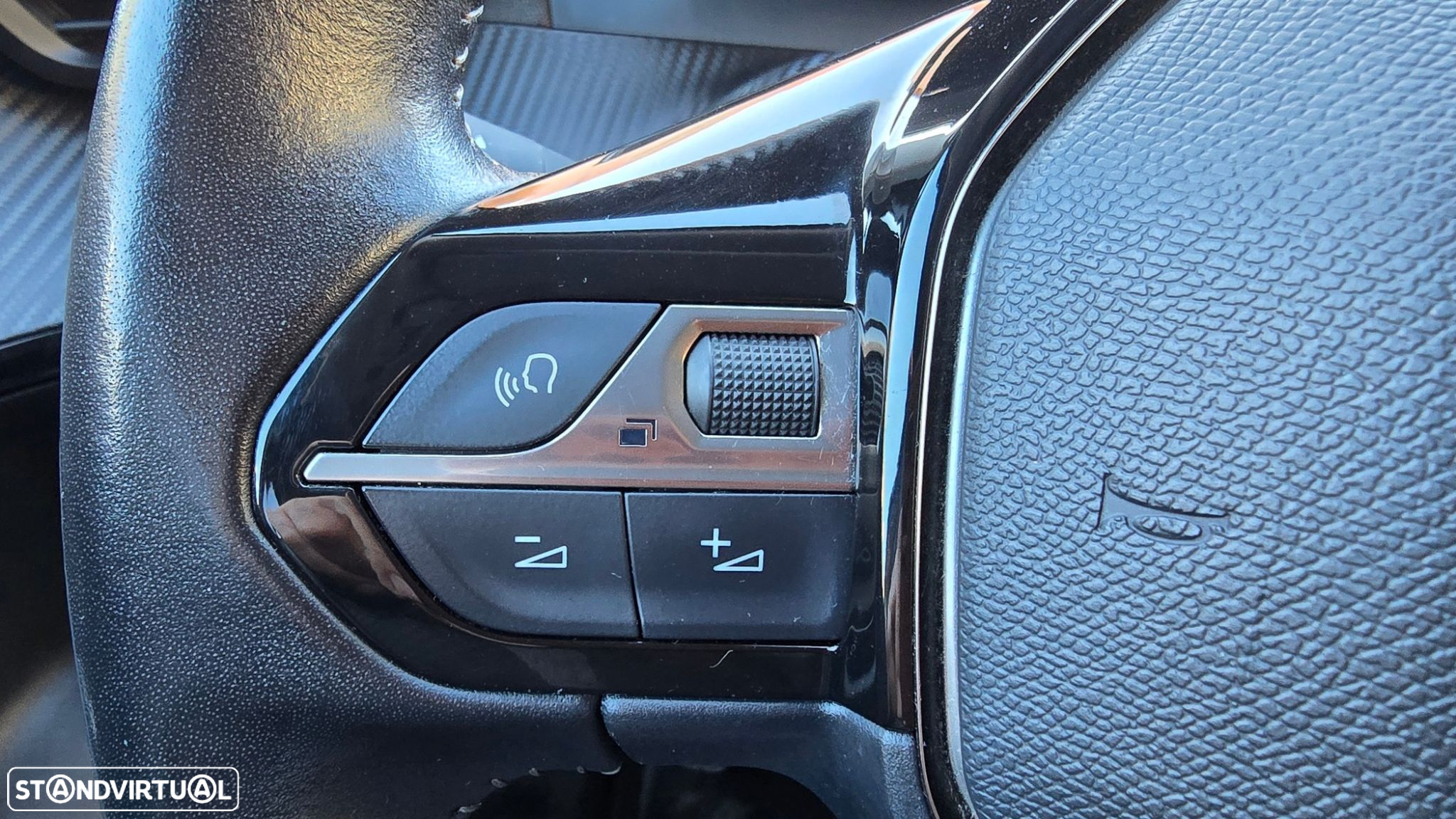 Peugeot 2008 - 15