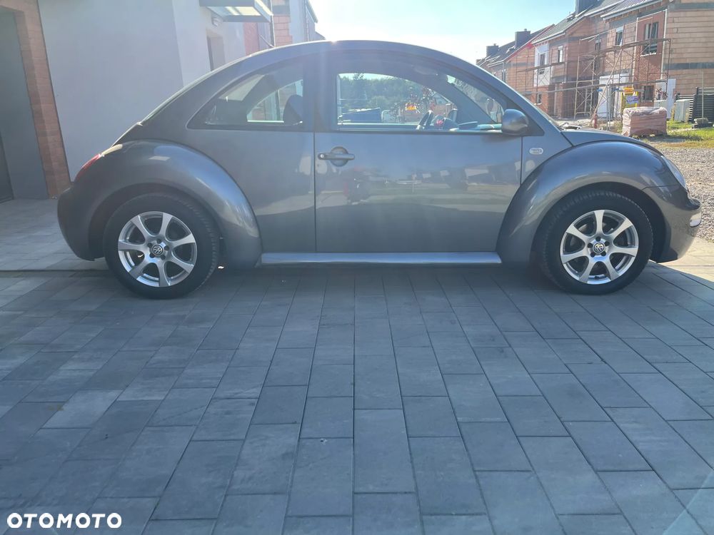 Volkswagen New Beetle 1.4 - 8