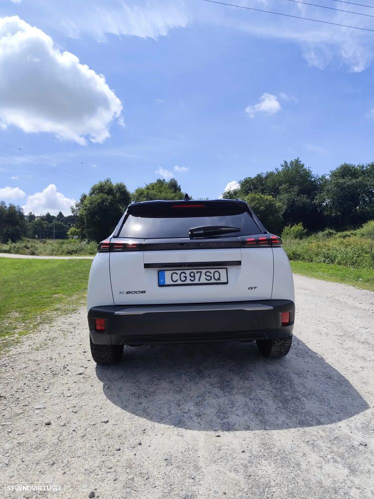 Peugeot e-2008 GT - 29