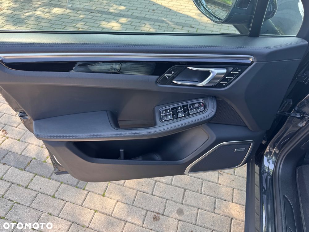 Porsche Macan PDK - 12