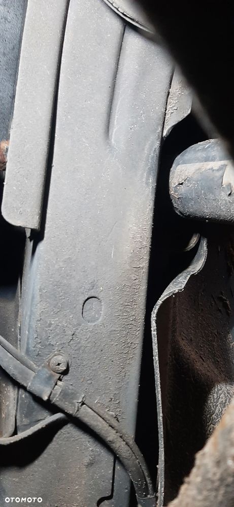 Jeep Cherokee 3.7L Limited - 25