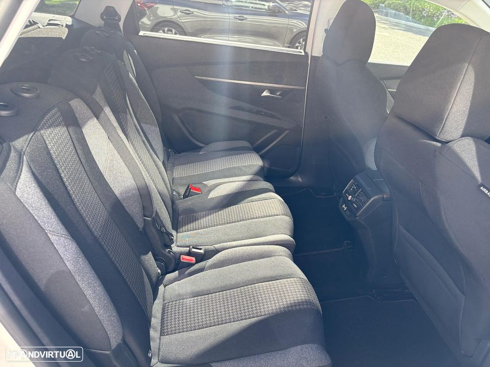 Peugeot 5008 BlueHDI 130 EAT8 Allure - 10