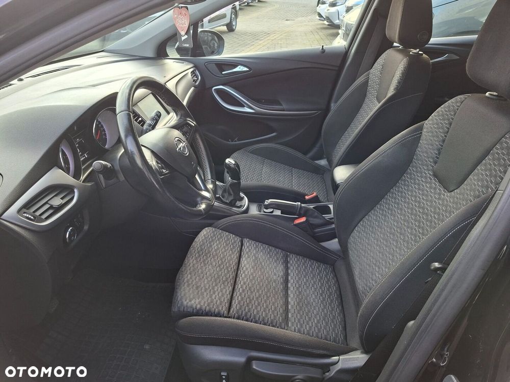 Opel Astra - 8