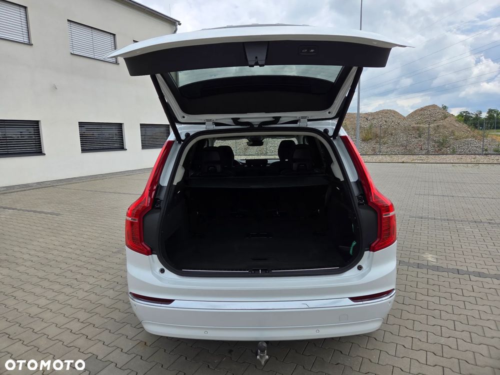Volvo XC 90 B5 D AWD Plus Bright - 19