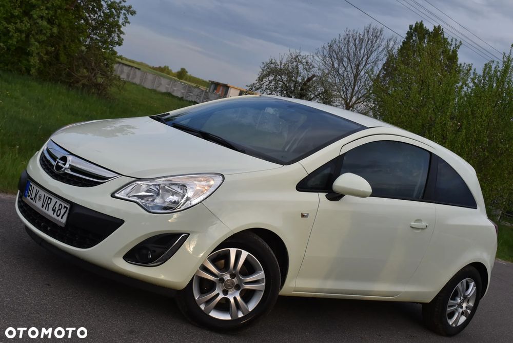 Opel Corsa - 1