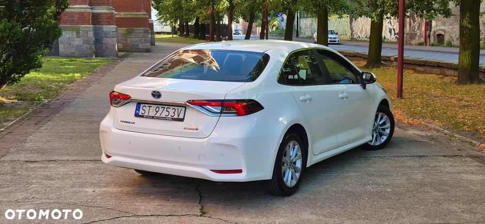 Toyota Corolla 1.8 Hybrid Comfort - 16