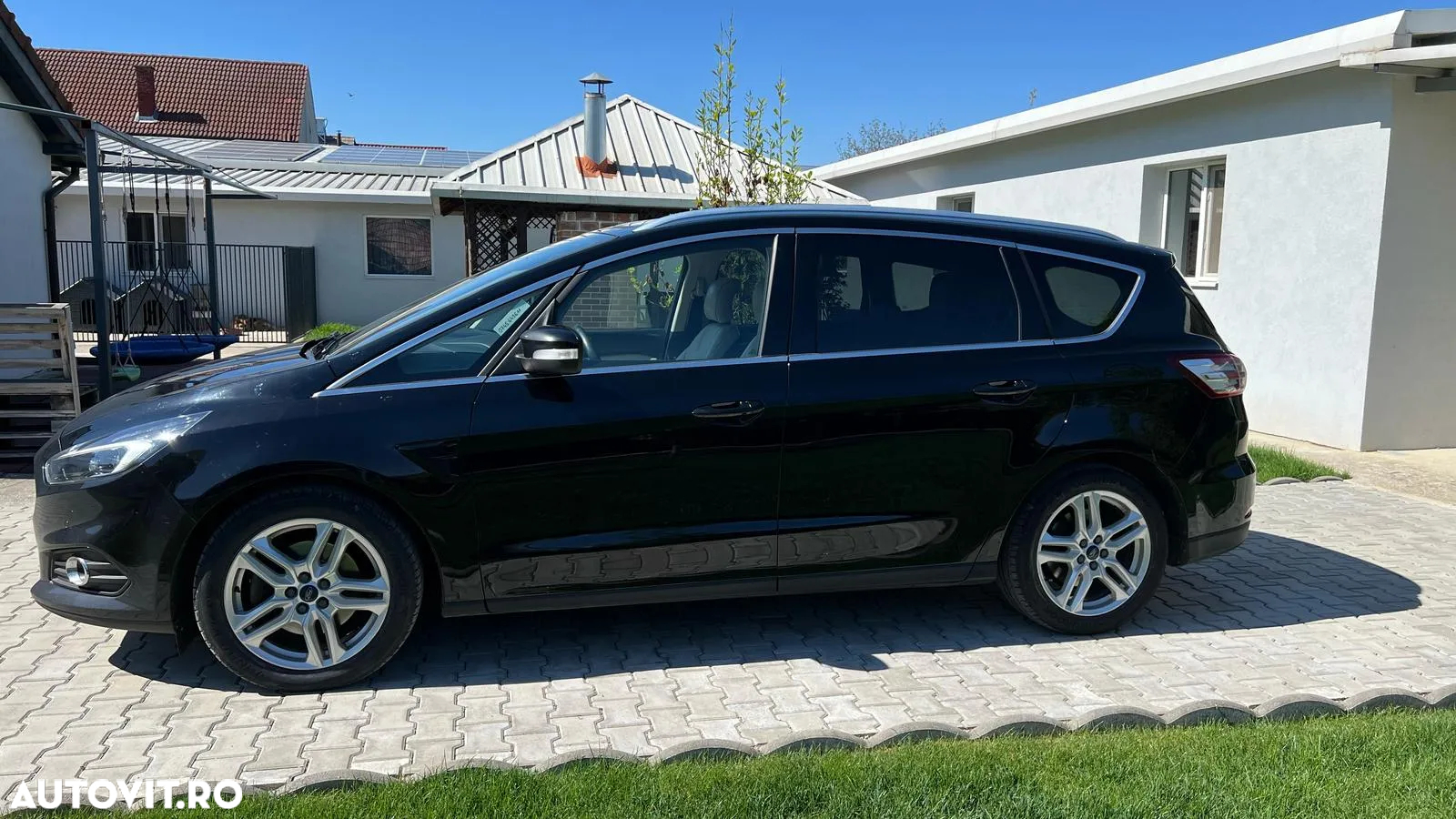 Ford S-Max 2.0 TDCi Powershift Titanium - 3