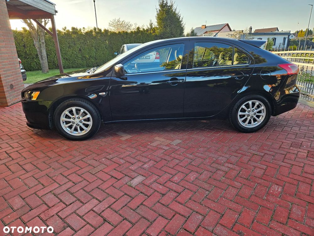 Mitsubishi Lancer 1.8 Intense - 3