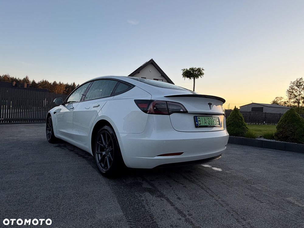 Tesla Model 3 RWD - 15