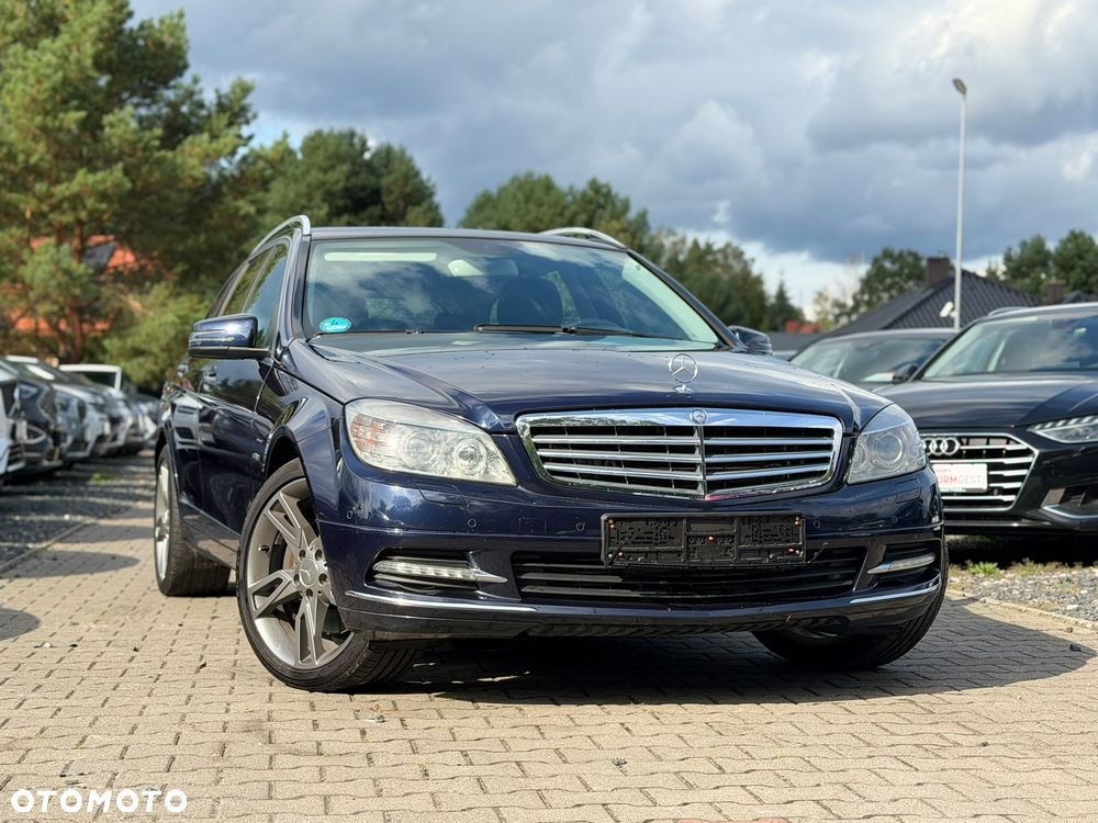 Mercedes-Benz Klasa C 350 CDI DPF 7G-TRONIC BlueEFFICIENCY Elegance - 14