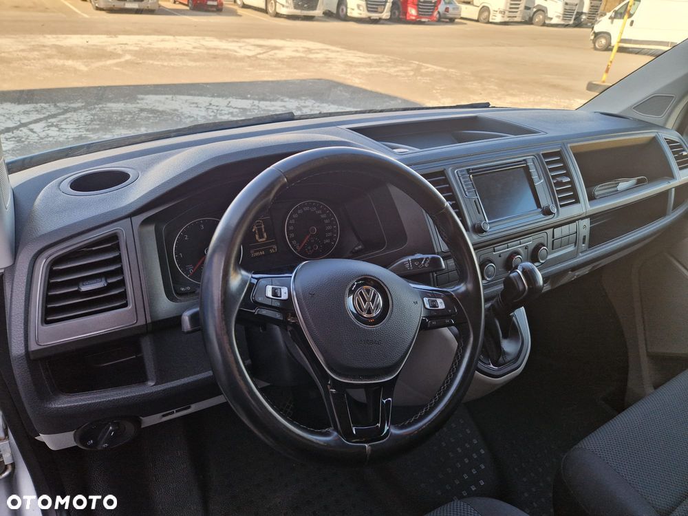 Volkswagen Transporter L2H1 4Motion DSG - 18