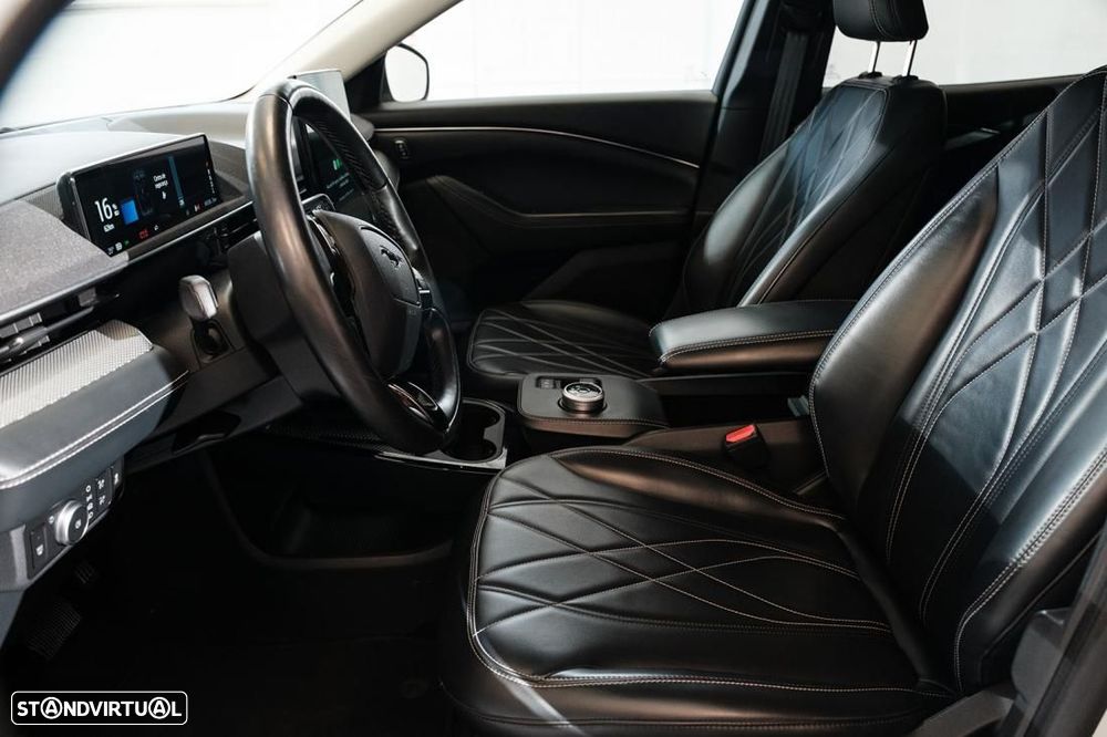 Ford Mustang Mach-E 75.7 kWh Base - 8