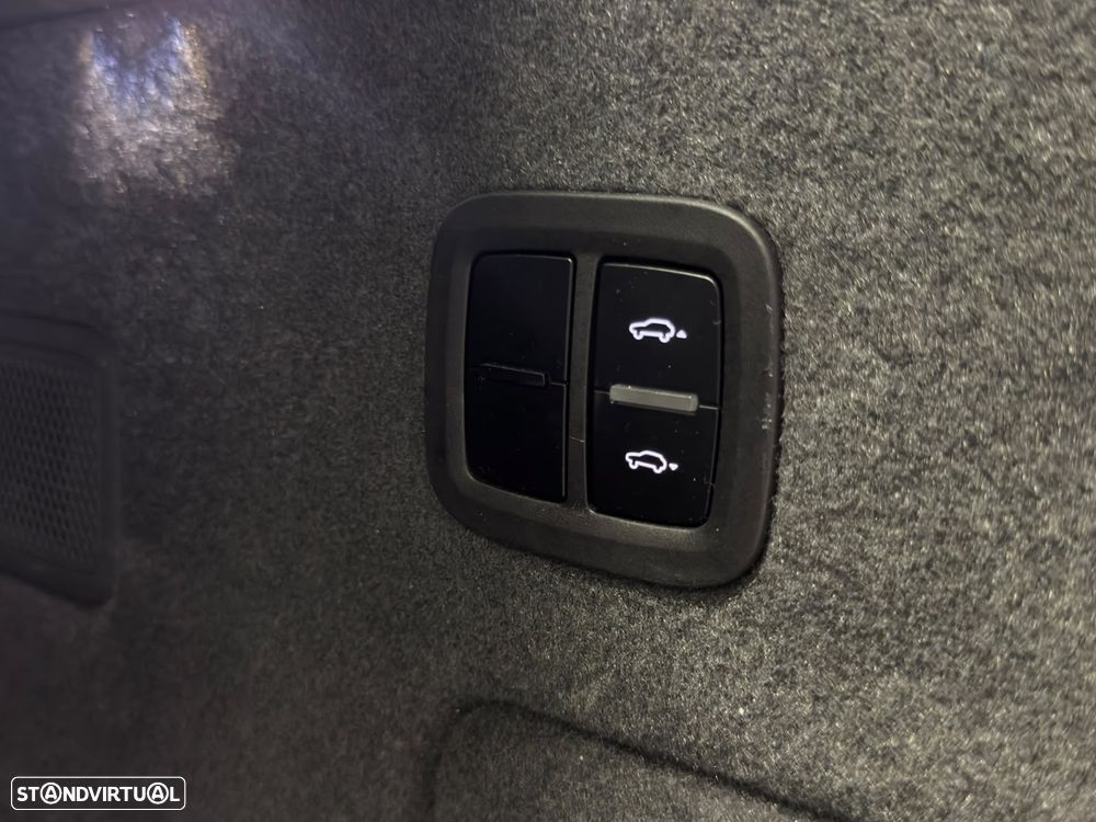 Porsche Cayenne E-Hybrid Platinum Edition - 56