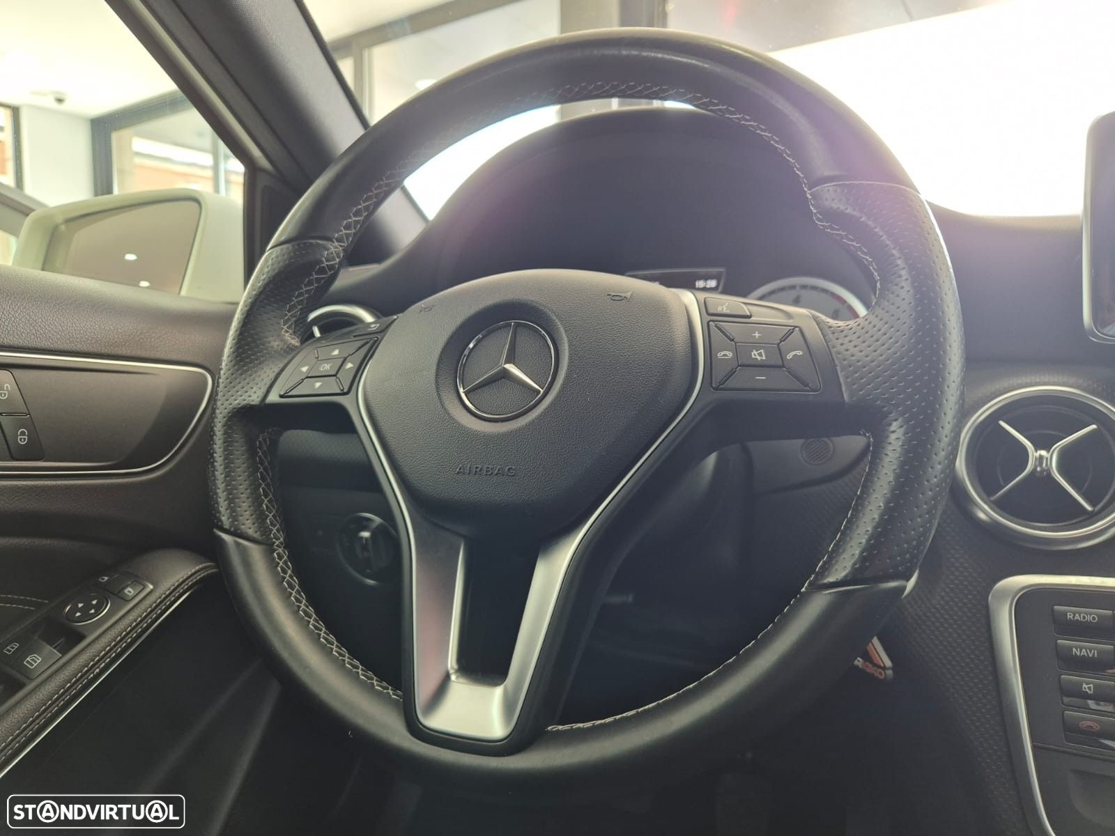 Mercedes-Benz A 180 d Urban - 13