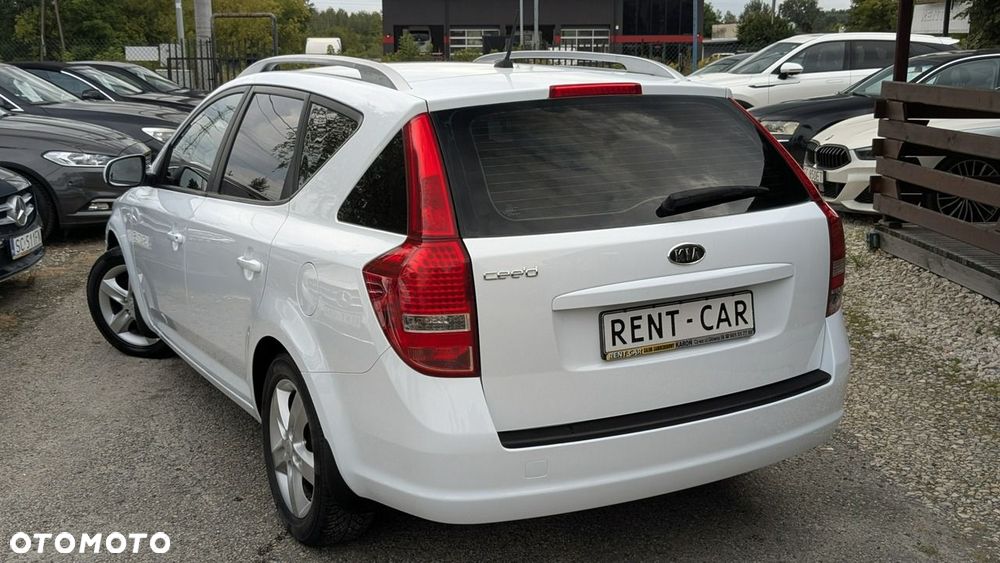 Kia Ceed 1.4 M - 11