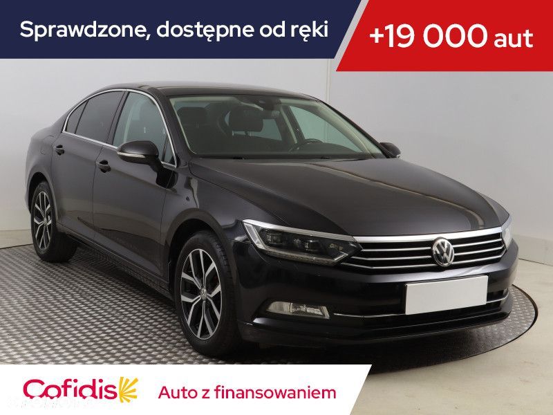 Volkswagen Passat - 2