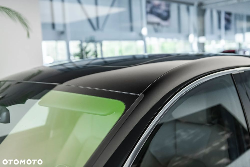 Porsche Macan Standard - 12