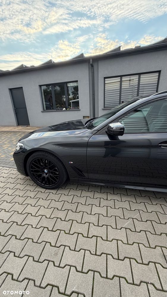 BMW Seria 5 520d xDrive mHEV M Sport sport - 13