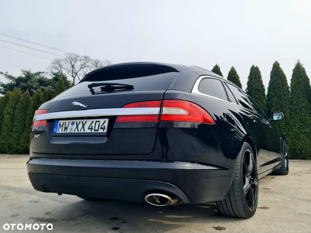 Jaguar XF 2.2 D R-Sport - 20