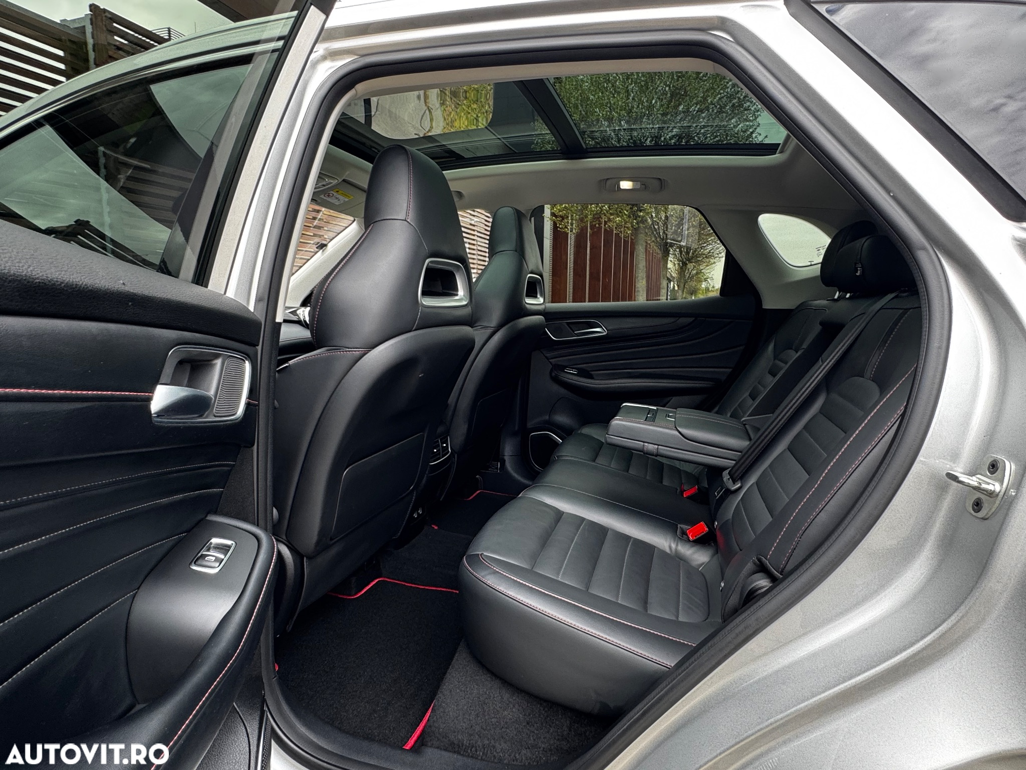 MG EHS 1.5T-GDI PHEV Luxury - 15