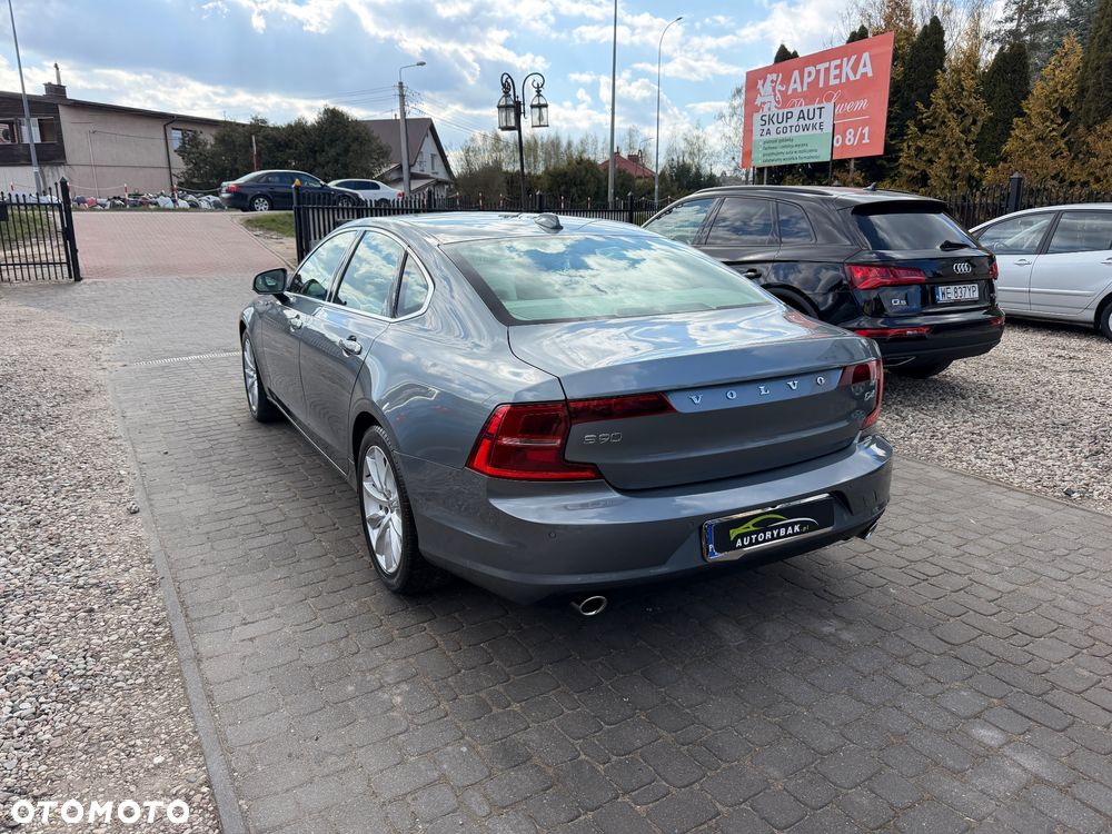 Volvo S90 D4 Inscription - 32