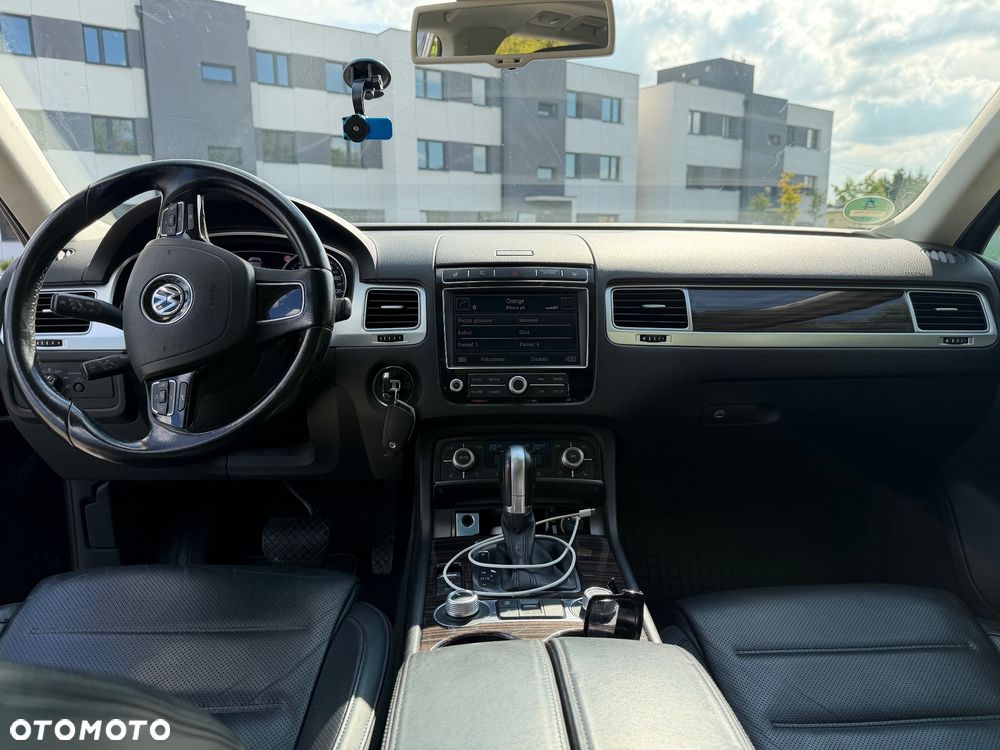 Volkswagen Touareg 3.0 V6 TDI BMT Business Line - 16