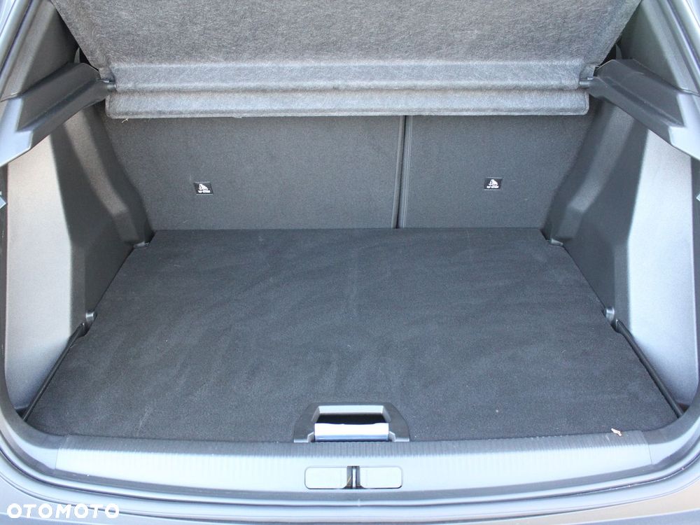 Peugeot 2008 PureTech 130 Allure S&S EAT8 - 20