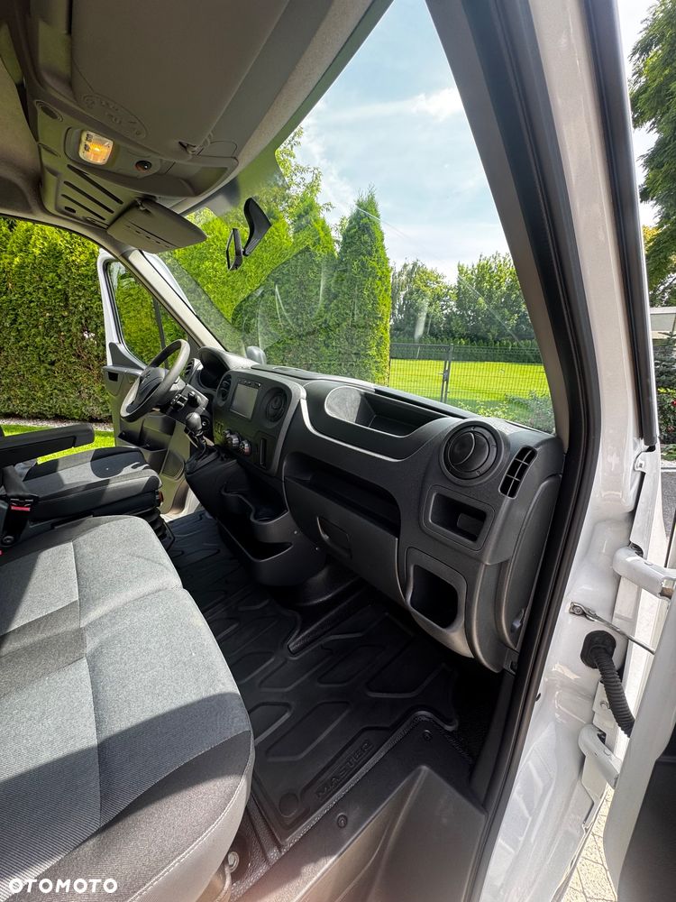 Renault Master - 17