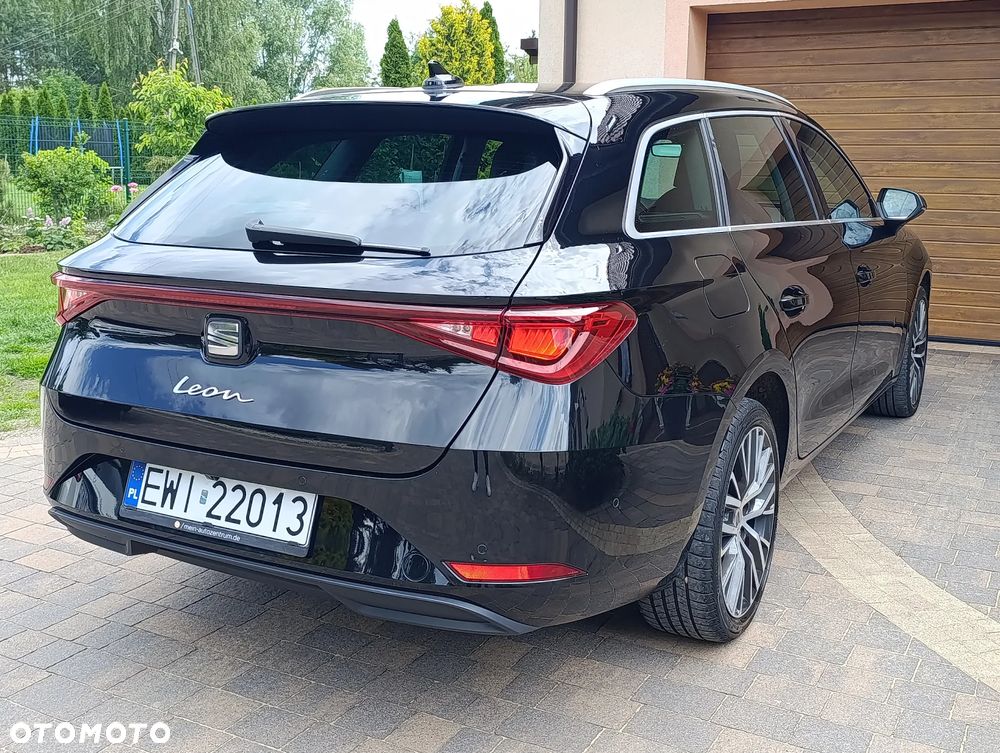 Seat Leon Sportstourer 2.0 TDI Xcellence S&S DSG - 9
