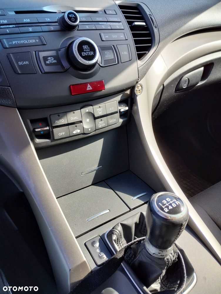 Honda Accord 2.0 Elegance - 19