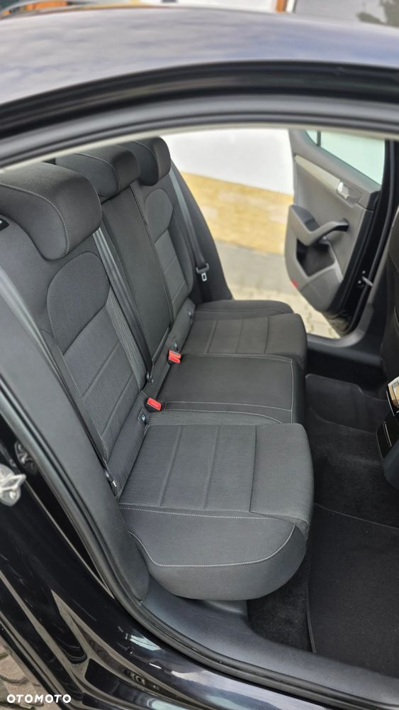 Skoda Superb 2.0 TDI Style DSG - 22