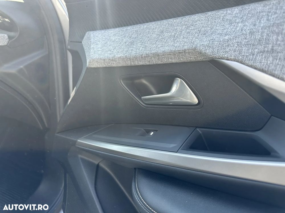 Peugeot 3008 1.2L 136 e-DCS6 MHEV Allure - 14