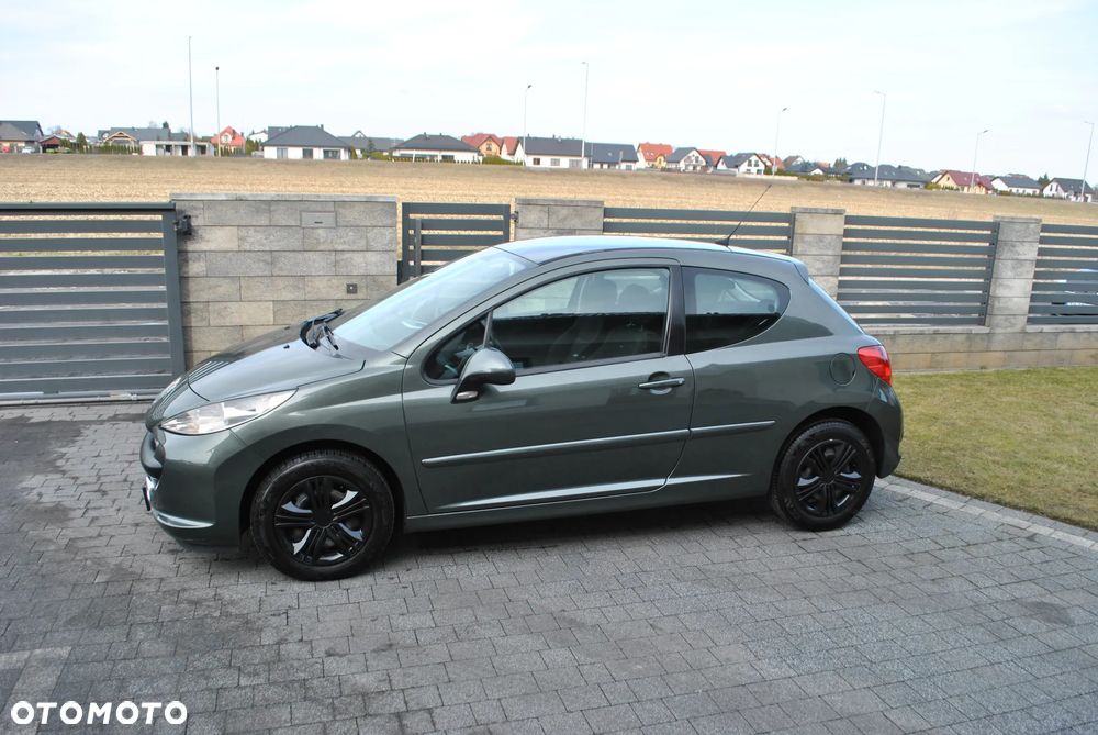 Peugeot 207 1.4 16V U Move - 10