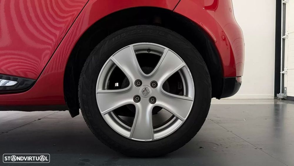 Renault Clio - 15