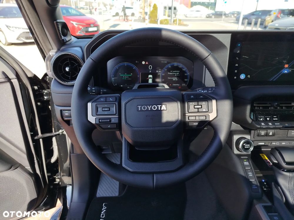 Toyota Land Cruiser - 11