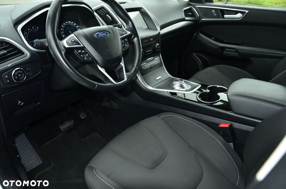 Ford S-Max 2.0 EcoBlue Titanium - 19