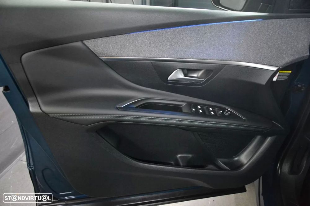 Peugeot 3008 1.5 BlueHDi Allure Pack EAT8 - 38
