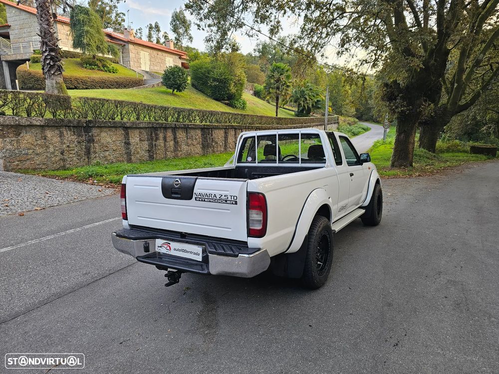 Nissan Navara - 4