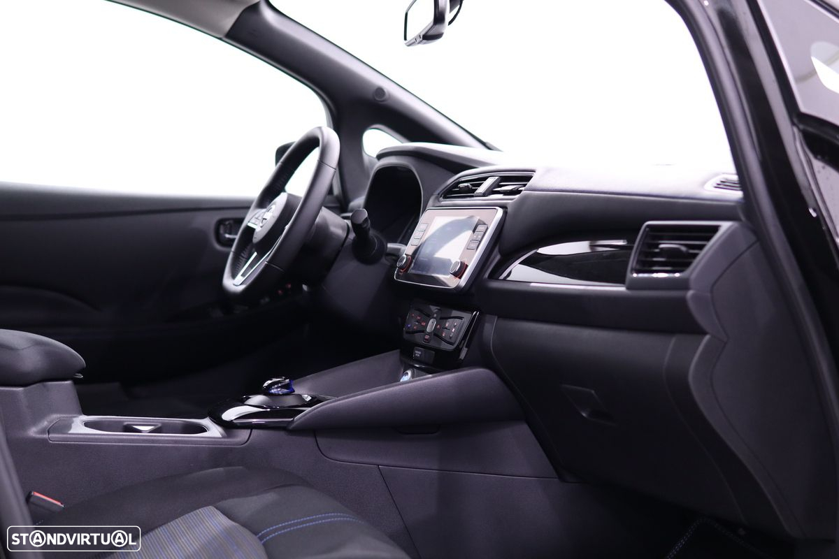 Nissan Leaf N-Connecta - 21