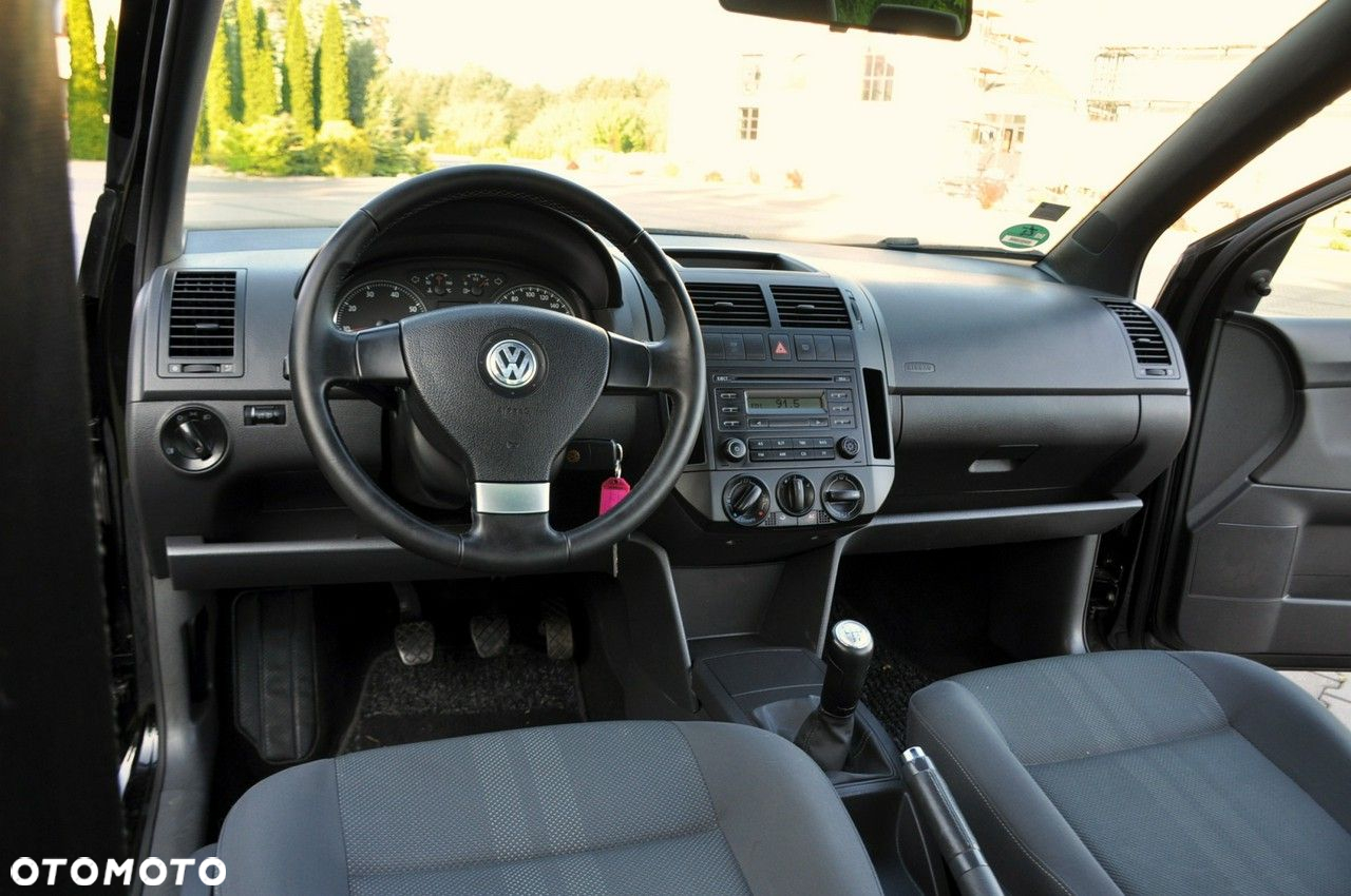 Volkswagen Polo - 29
