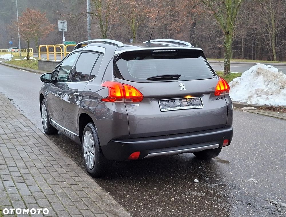 Peugeot 2008 PureTech 110 Stop&Start Allure - 14