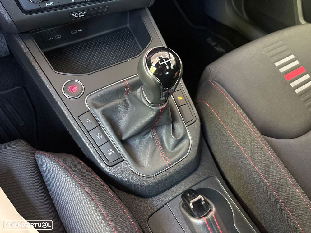 SEAT Ibiza 1.0 TSI FR Anniversary - 41