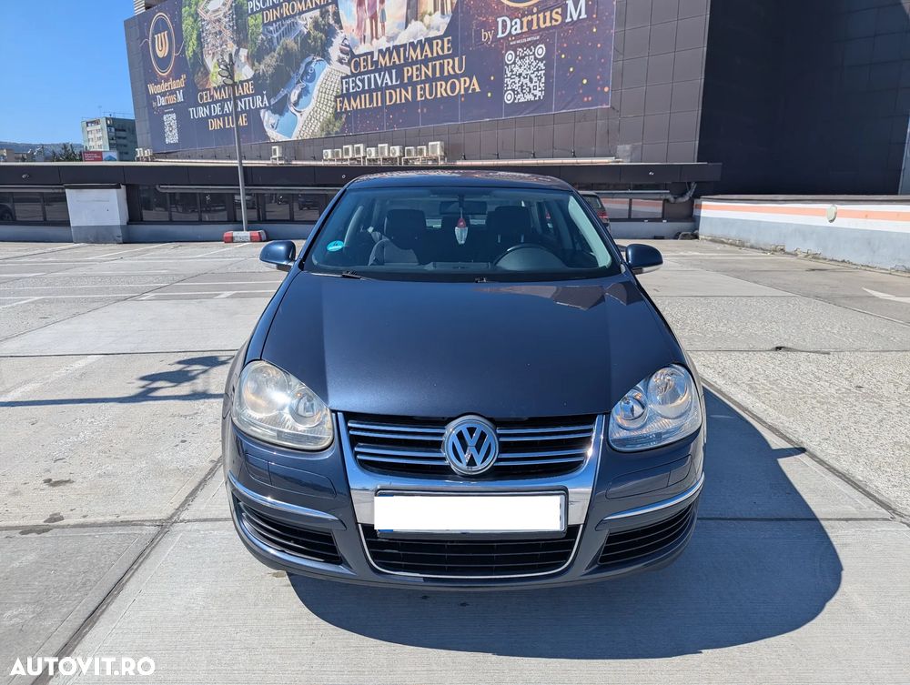 Volkswagen Jetta - 5