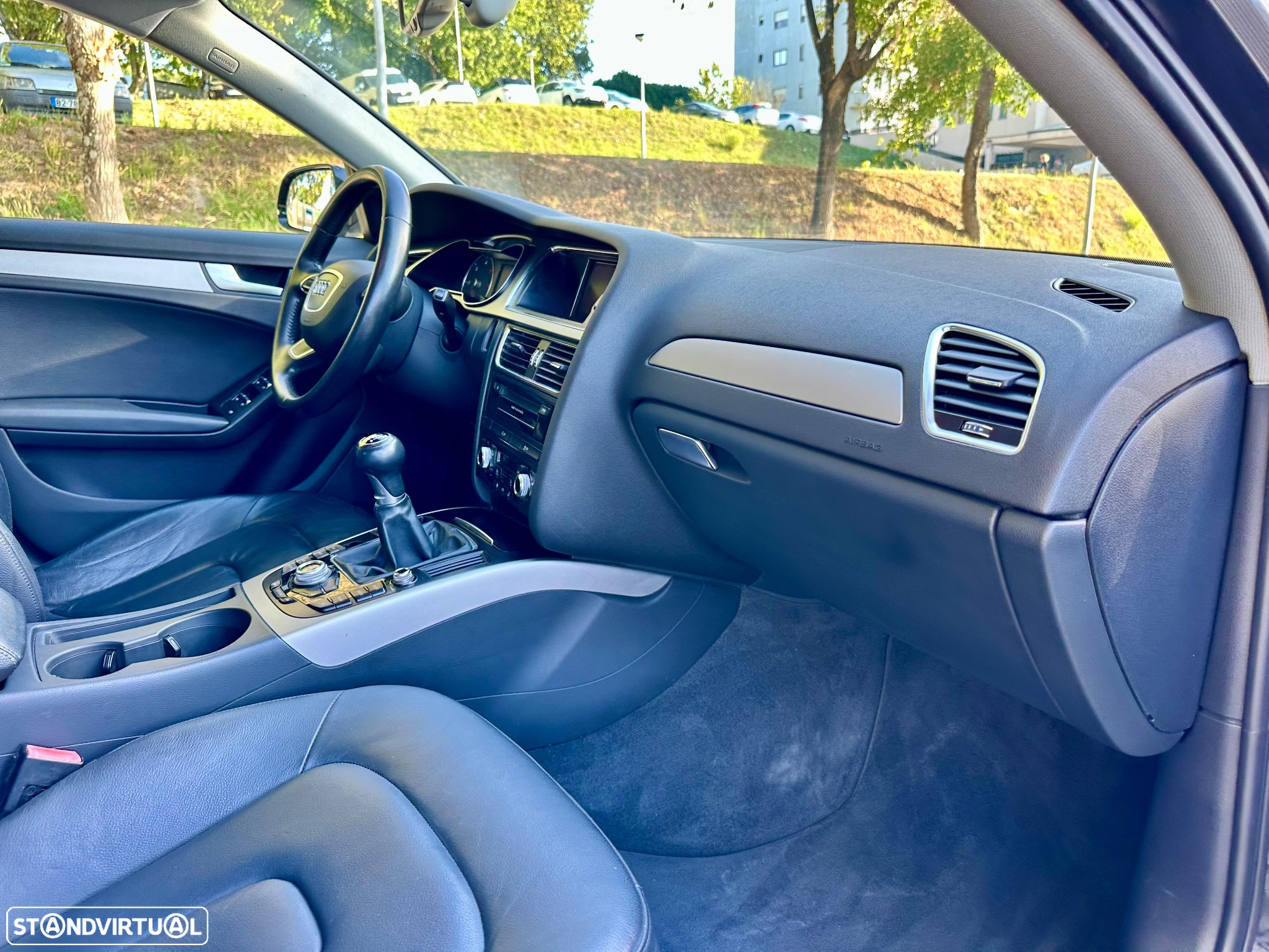 Audi A4 Avant 2.0 TDI Sport - 32