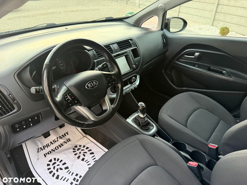 Kia Rio - 13