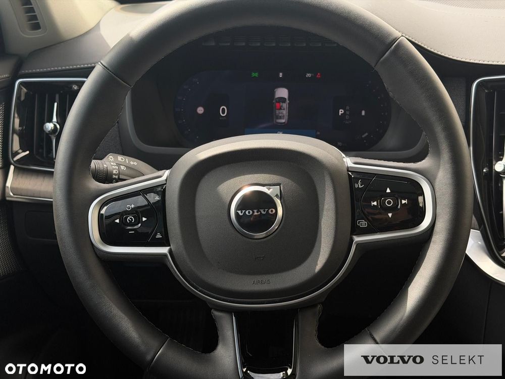 Volvo XC 90 - 13