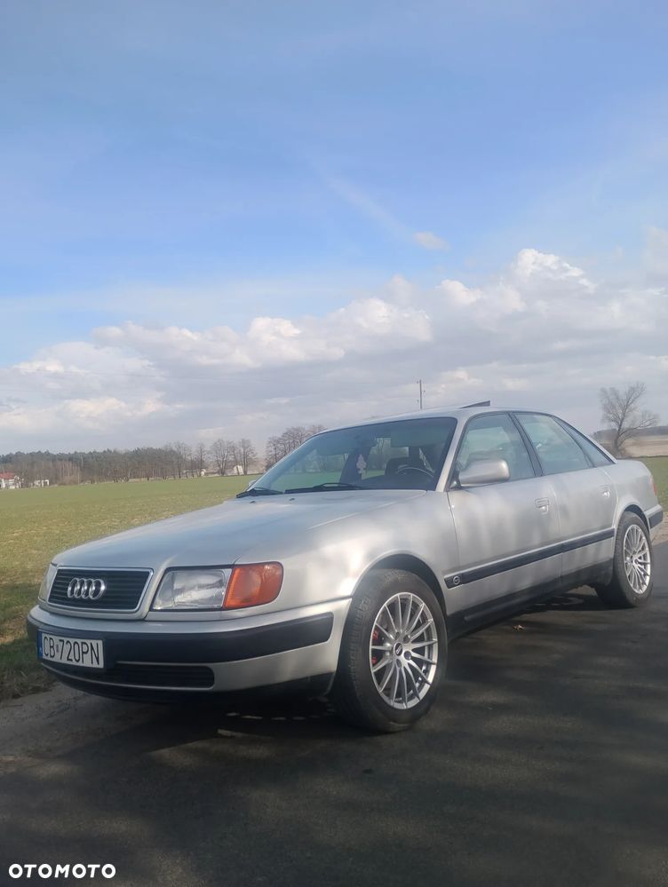 Audi 100 - 1